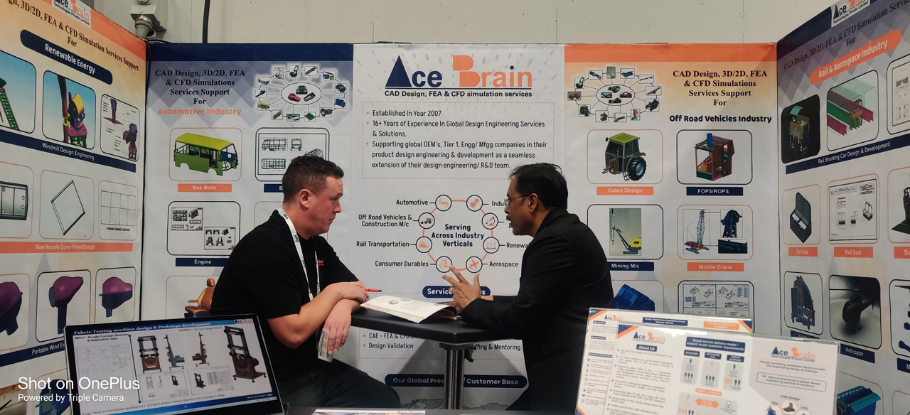 Visitors at the Ace Brain EMEX 2024 exhibition stand